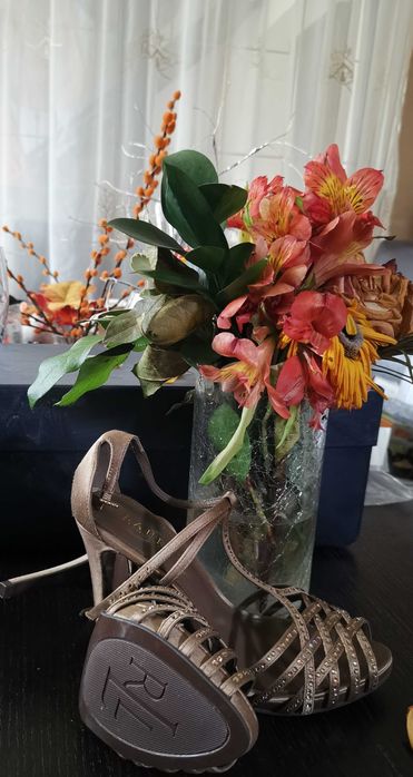 Vand sandale de dama noi Ralph Lauren