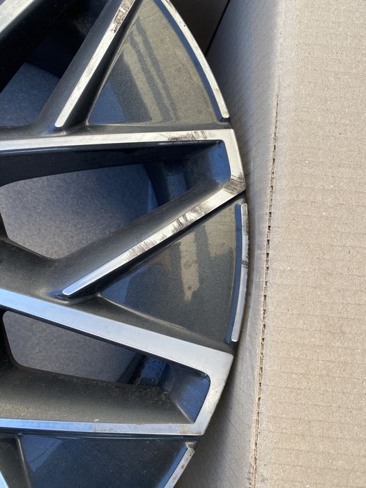 Vand Jante octavia 4 R17