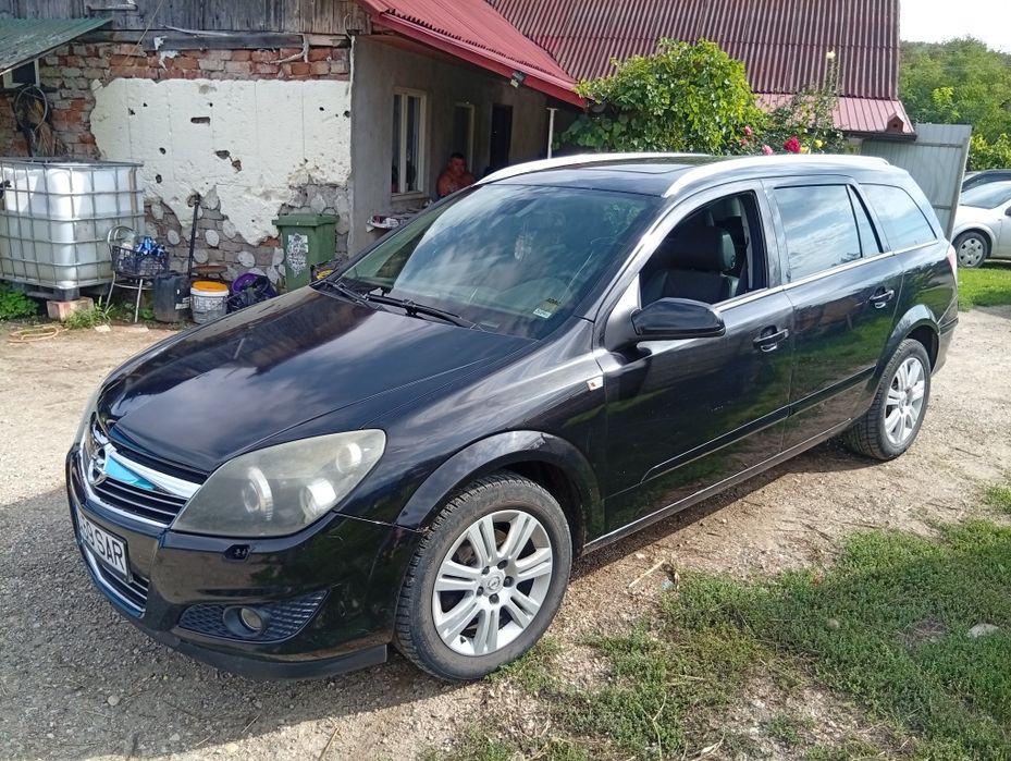 Vând Opel Astra H