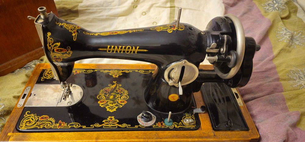 Продавам шевна машина