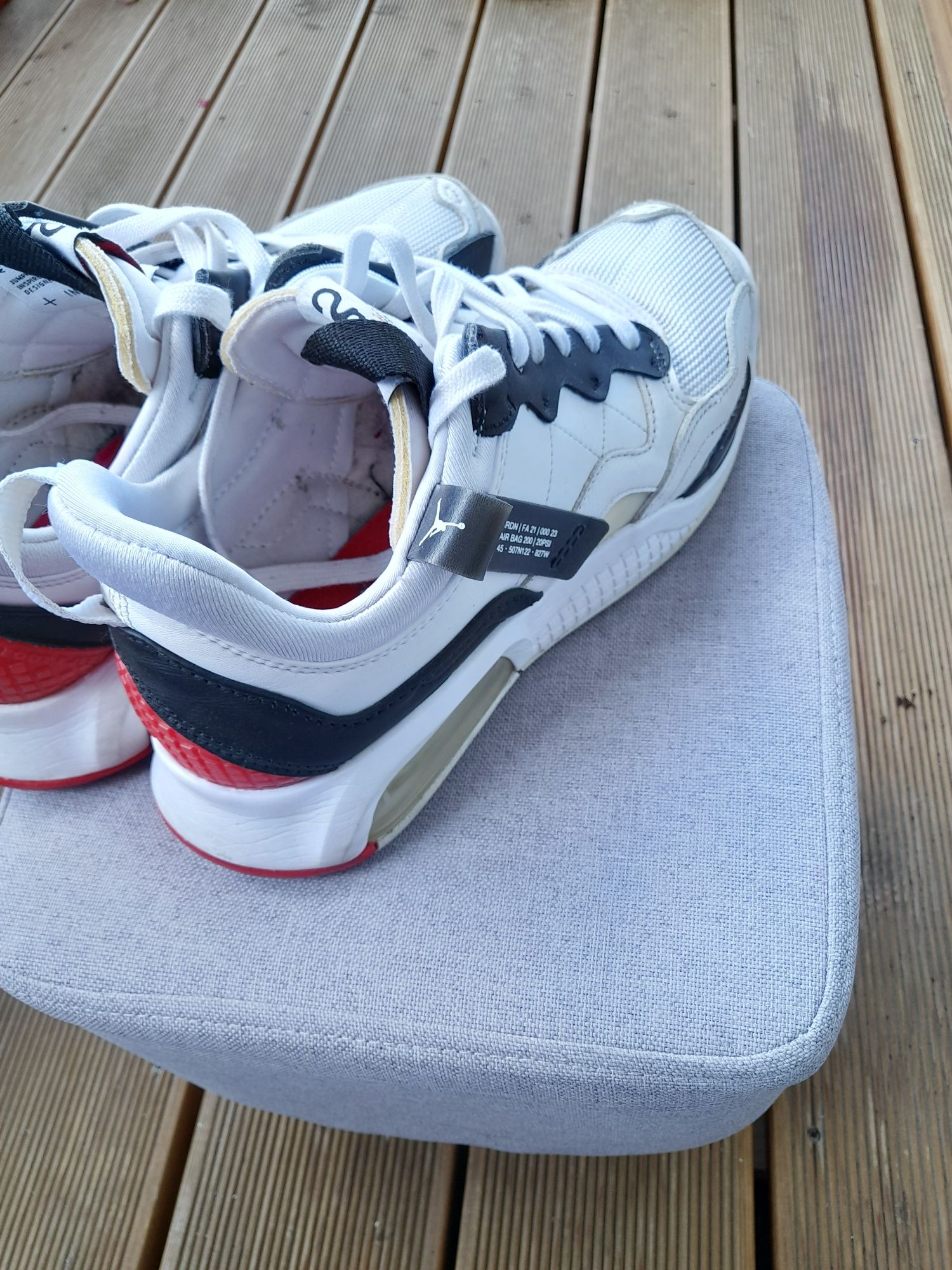 Nike Air Jordan-оригинални лимитирана серия