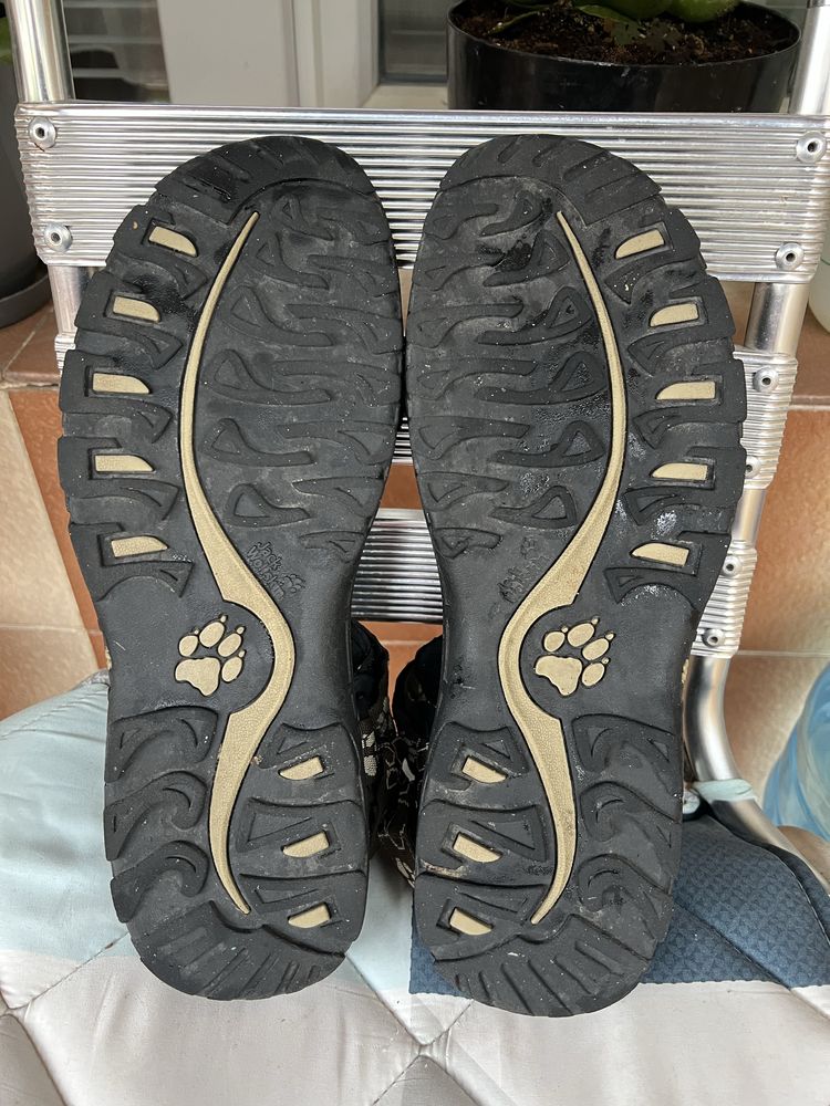 Jack wolfskin Мъжки сандали! И jack wolfskin къси панталонки.