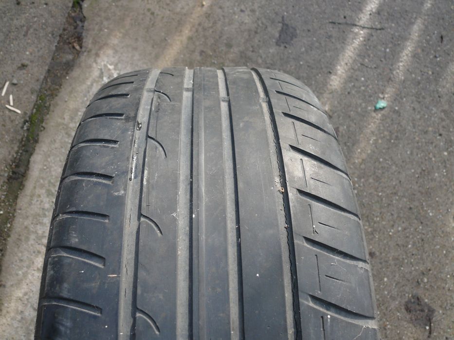 Anvelopă de iarnă marca ”Kumho”, cu dimensiunea 185/55R15