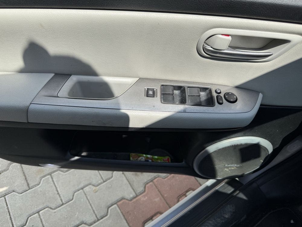 Modul butoane geamuri Mazda 6 Gh Dezmembrari Mazda 6 Preturi mici!