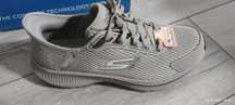 Vand pantofi sport