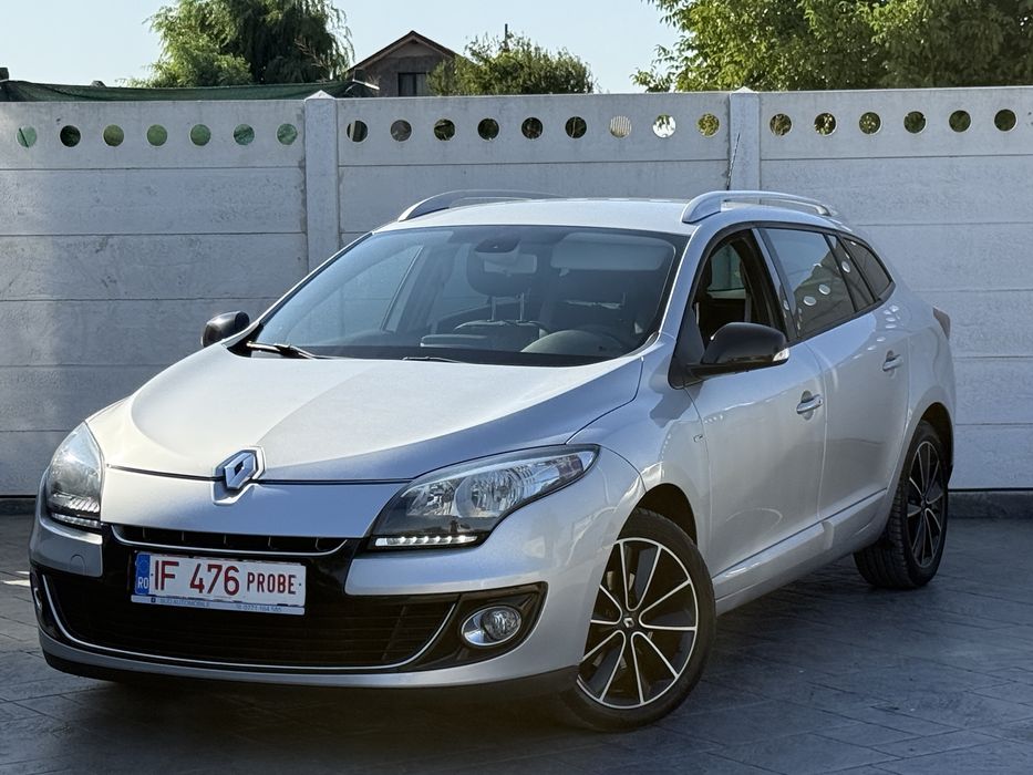 Megane 3 Bose 2013 Benzina 191.000km Impecabil - Garantie 24 luni !