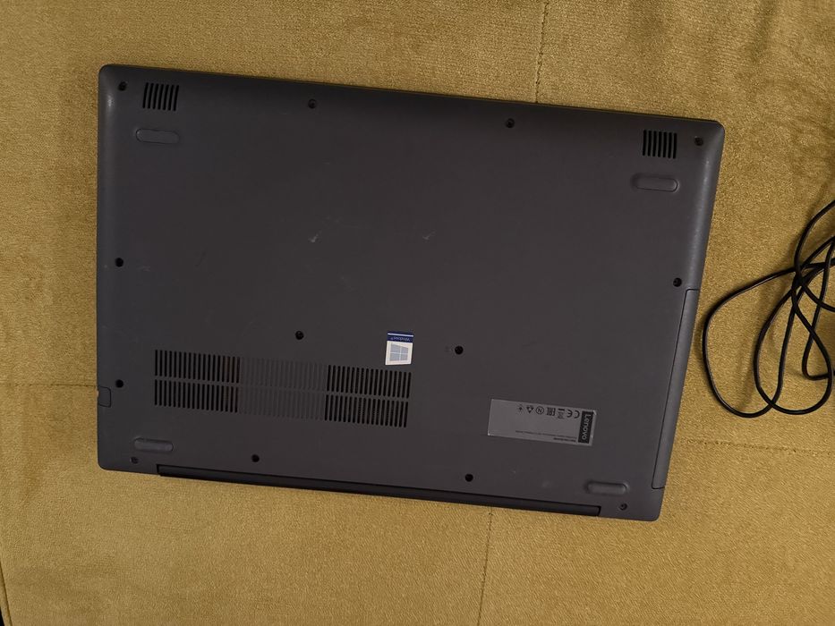 Lenovo лаптоп оригинален windows
