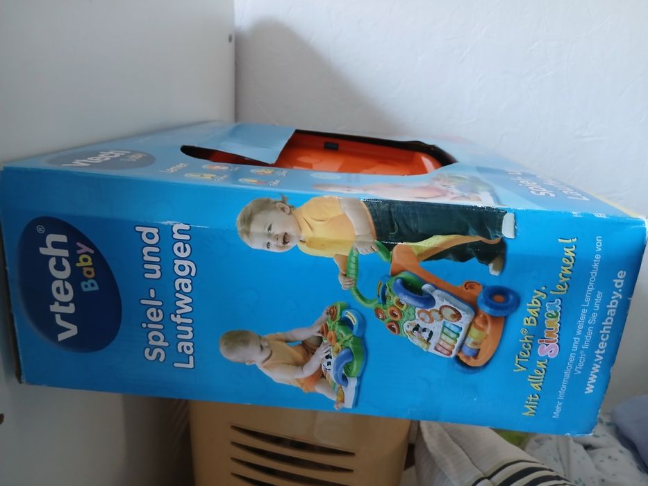 Уокър подходящ за момчета и момичета