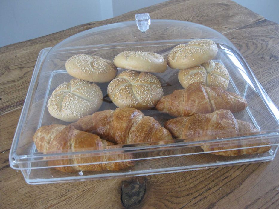 Кутия / контейнер за сладкарски и хлебни изделия , кроасани, закуски