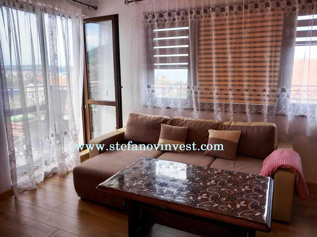 Продава се Двустаен апартамент в Обзор - 65 кв.м за 1845 €/кв.м - Снимка #3