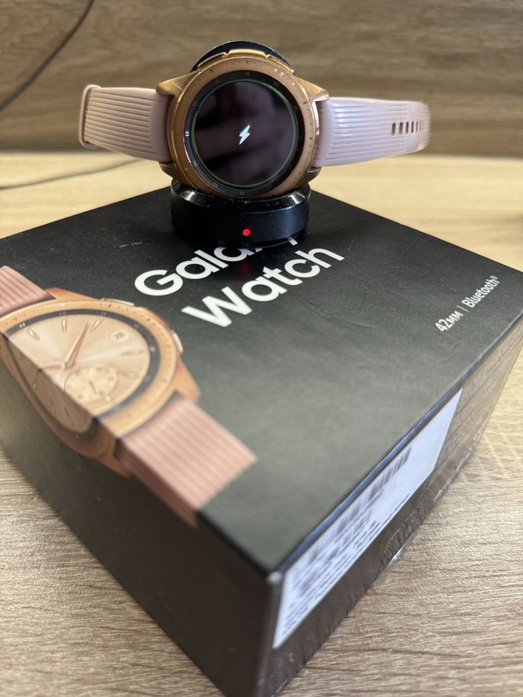 Часы Galaxy watch