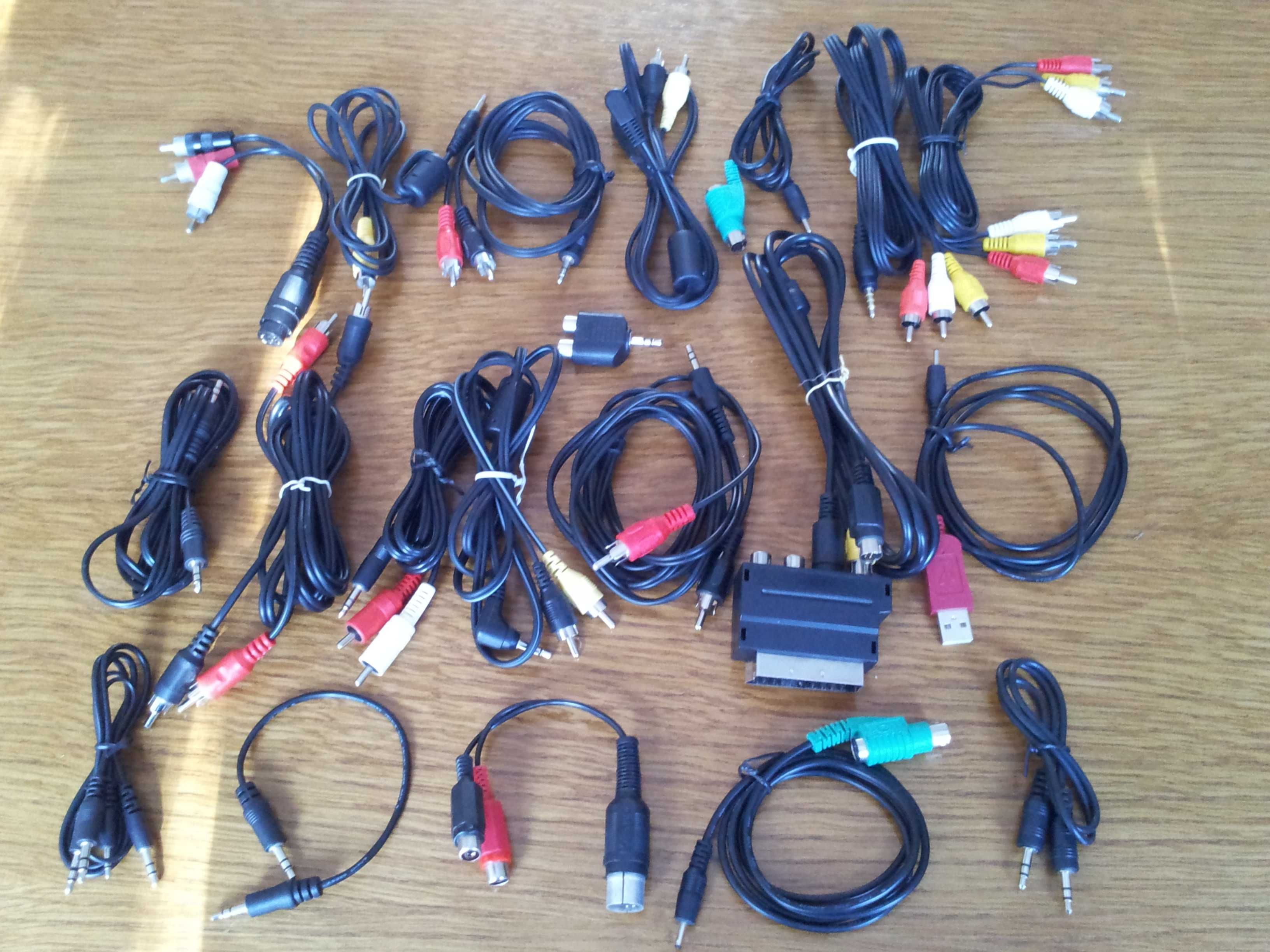 Cablu cabluri retea UTP usb audio - video - scart - sata - tastatura