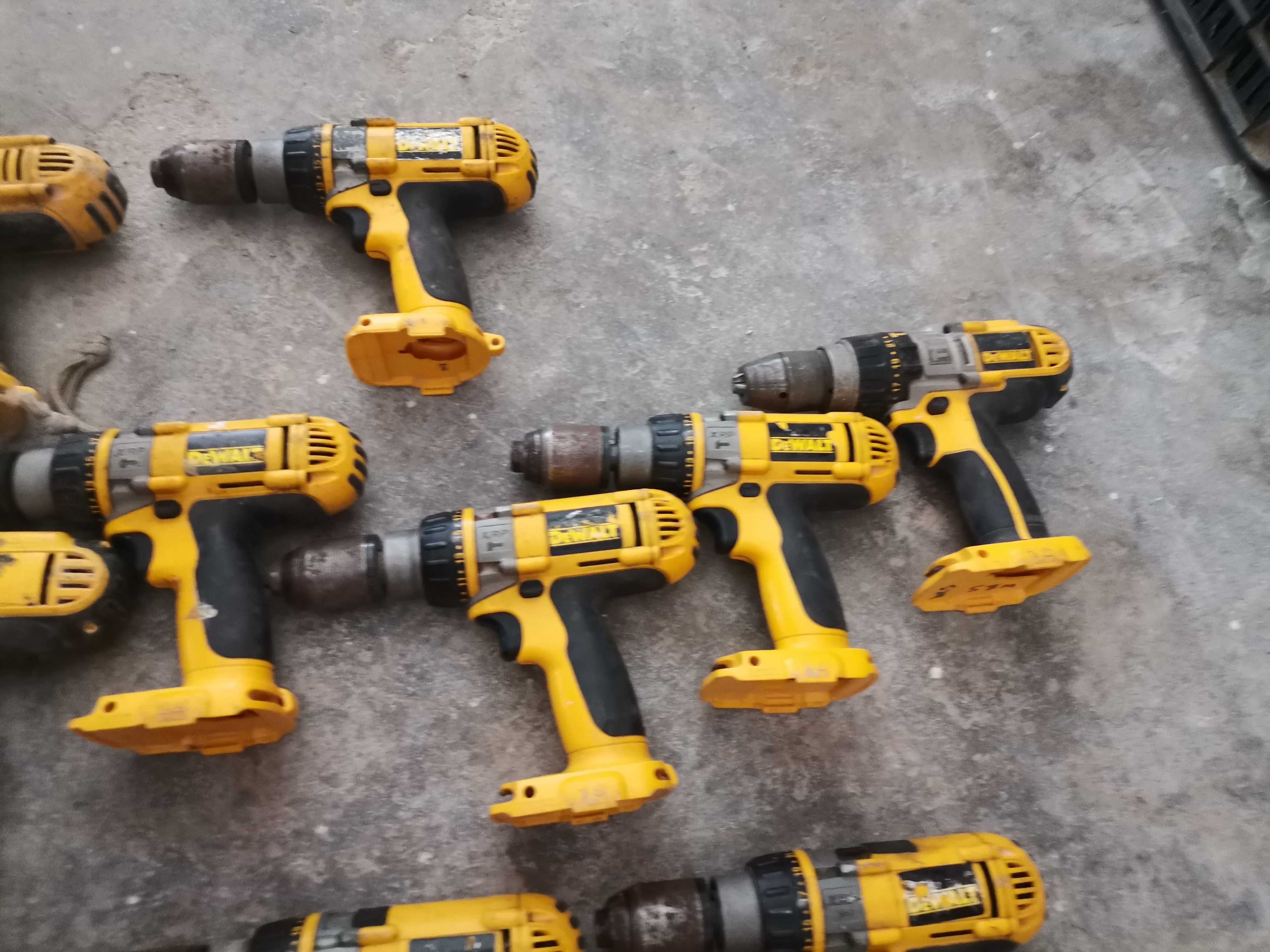 Винтоверт бодита -  Dewalt 12 V , 14,4 V , 18 V