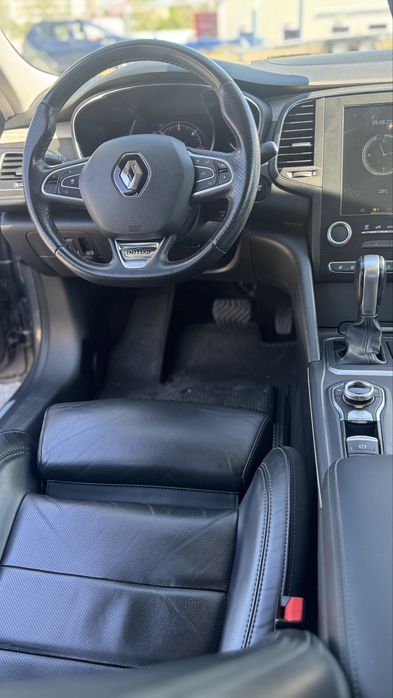 Renault Talisman Initiale Paris