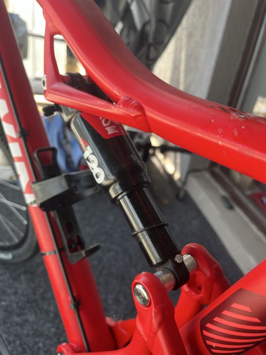 Bicicleta full suspension 27 5