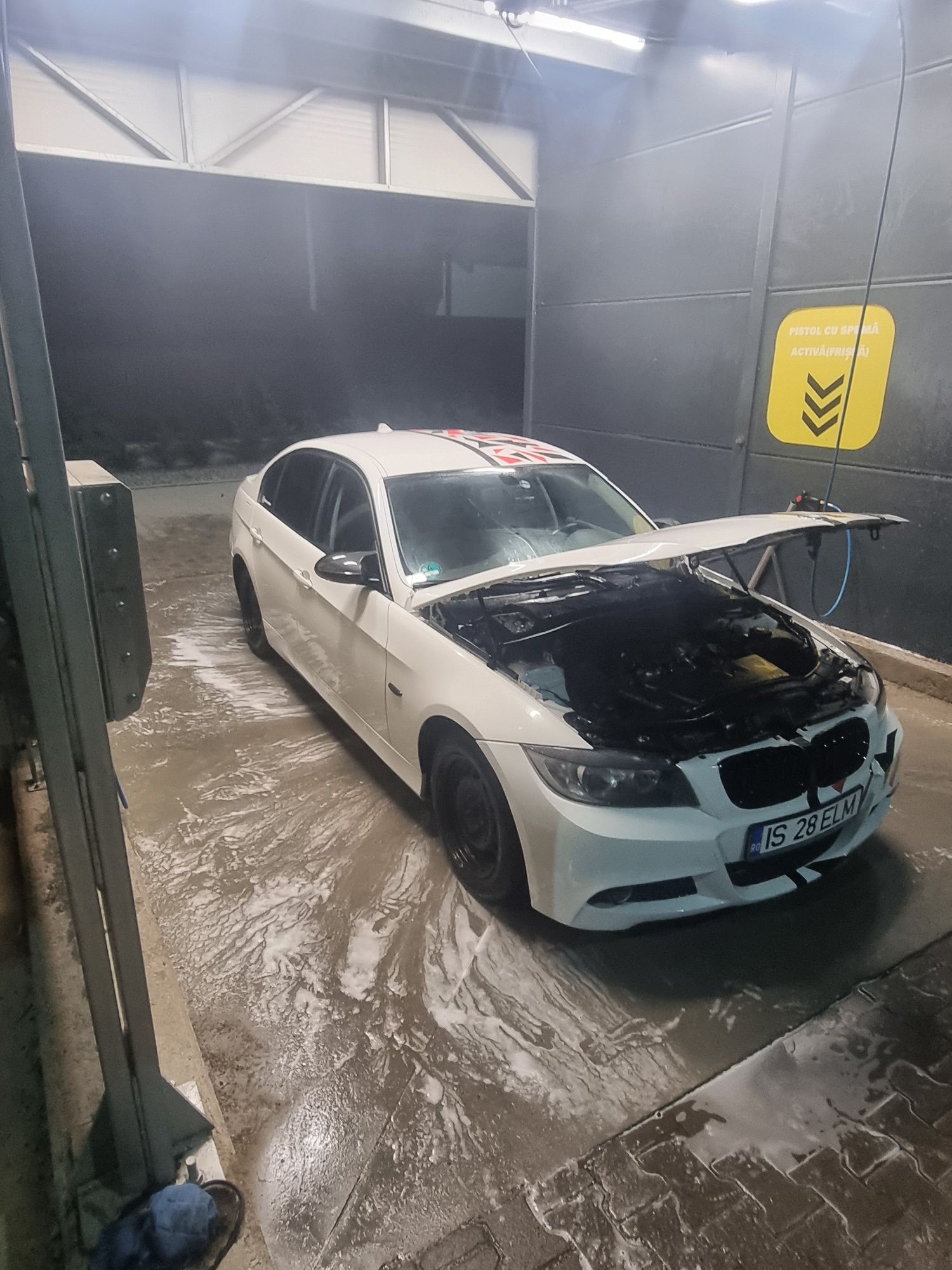 BMW E90 2.0d M47 / M-packet / Întreținut / Mods OEM