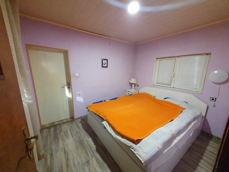 Къща за продажба – с. Горно Сахране