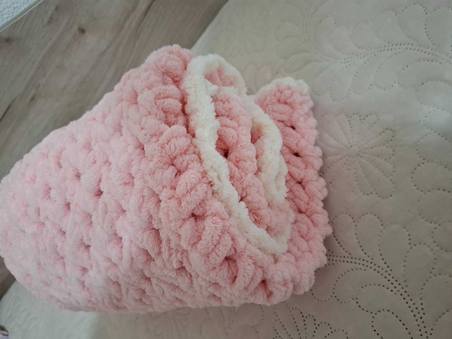 Ръчно плетено Хипоалергенно одеало, приятно на допир