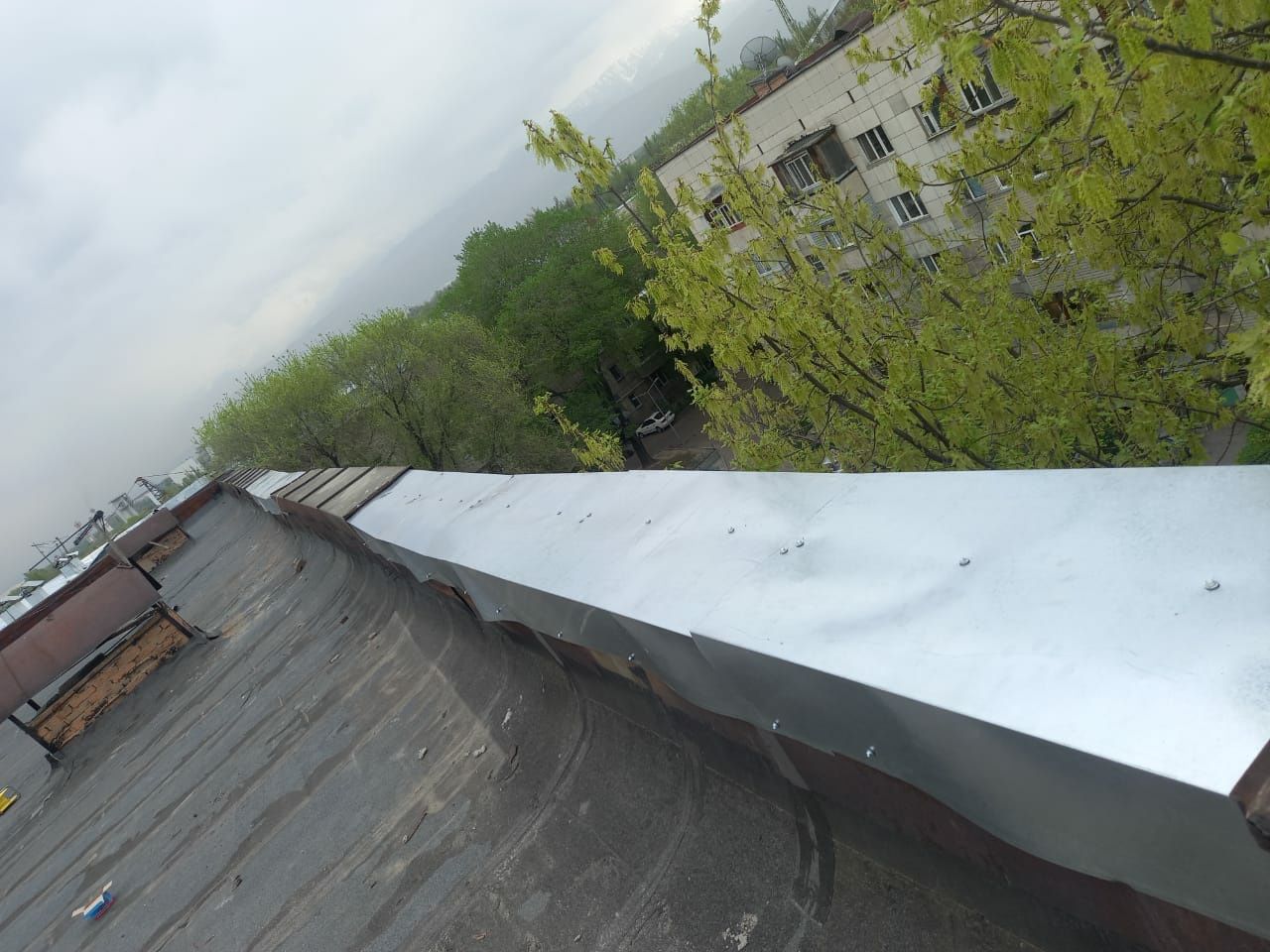 ремонт крыша ( устранение протечек)  кровли.