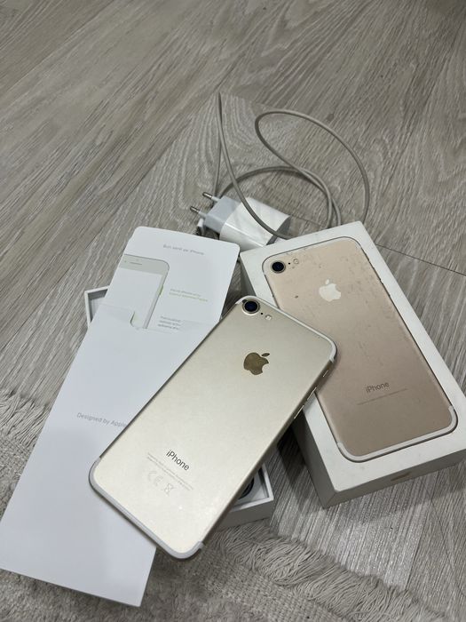 Срочно продам Aйфон7