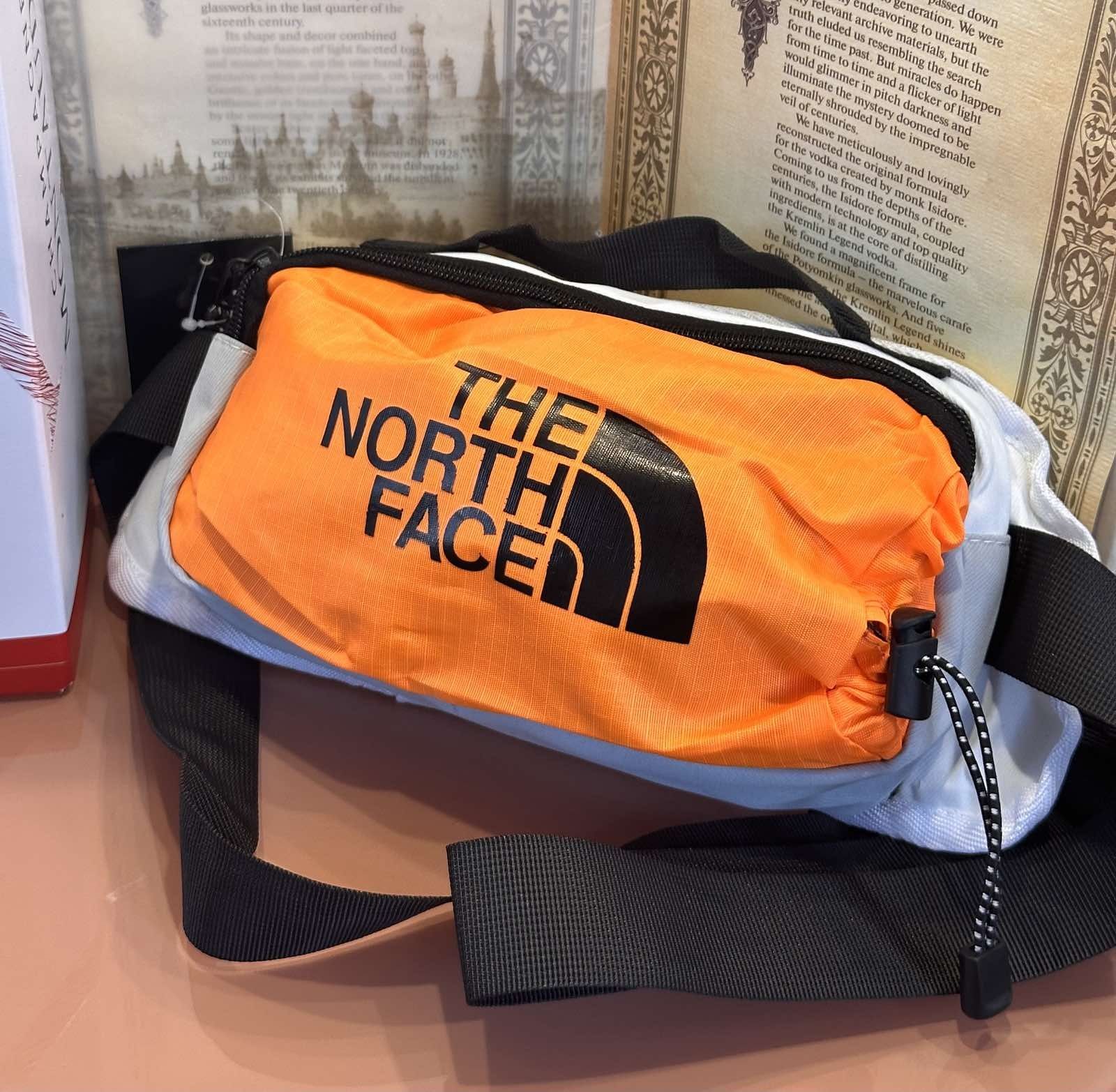 Чанта паласка The North Face