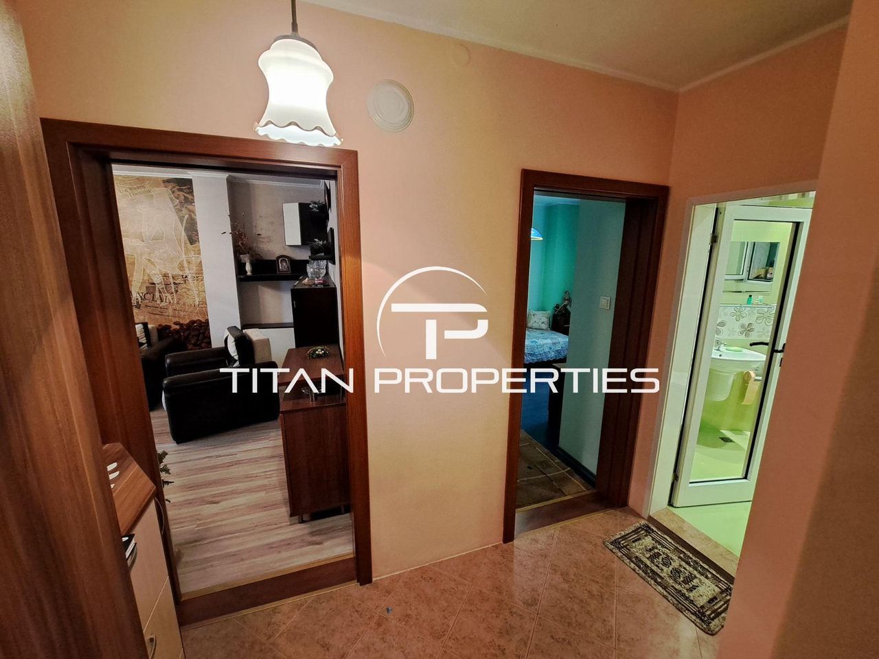 Продава се Тристаен апартамент в Пловдив, Каменица 2 - 68 кв.м за 1971 €/кв.м - Снимка #6
