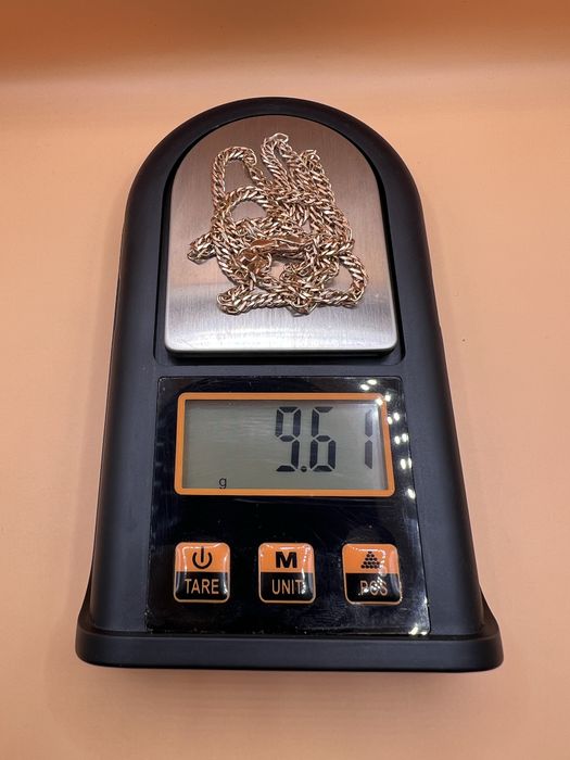 Продам золотую цепочку.