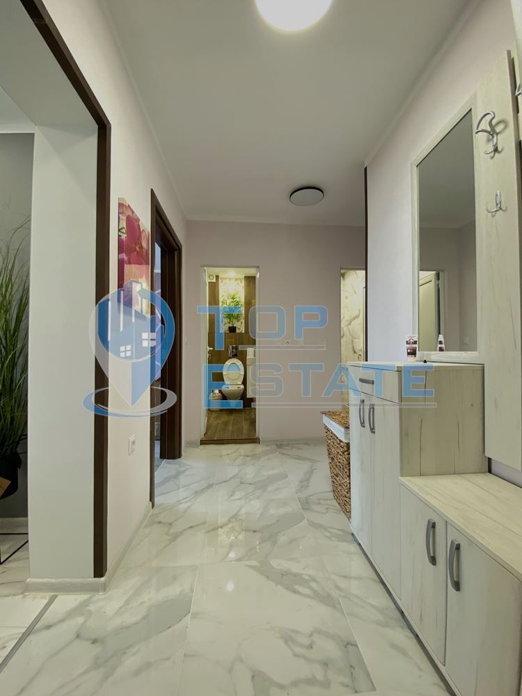 Продава се Тристаен апартамент в Велико Търново, Бузлуджа - 73 кв.м за 2124 €/кв.м - Снимка #8