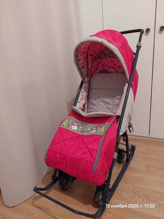 Санки-коляска Nika