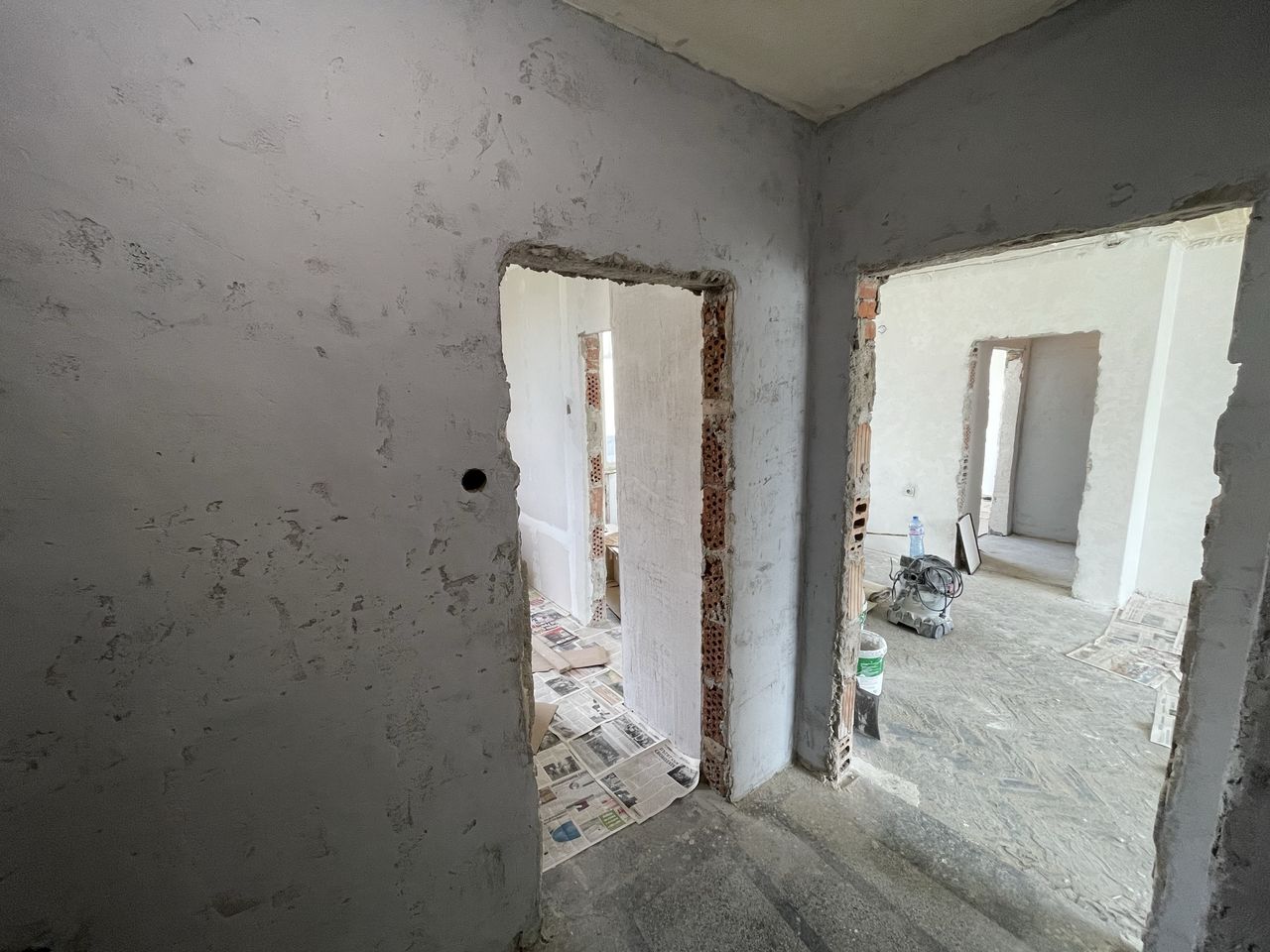 Продава се Четиристаен апартамент в Хасково, Любен Каравелов - 93 кв.м за 1037 €/кв.м - Снимка #6