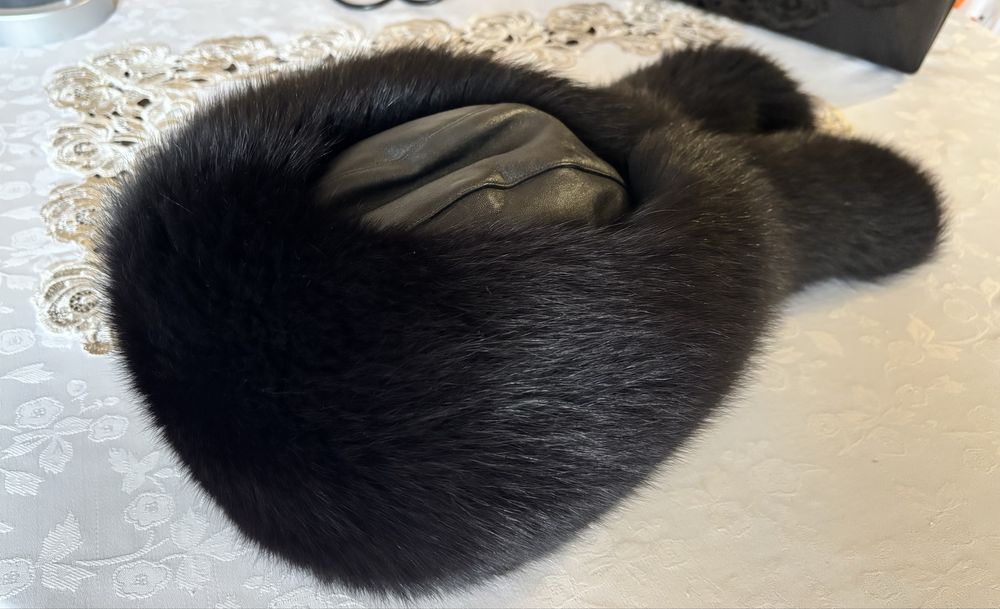 Продам песцовую шапку