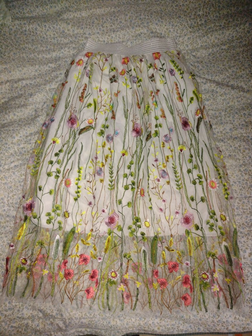 Fusta model floral