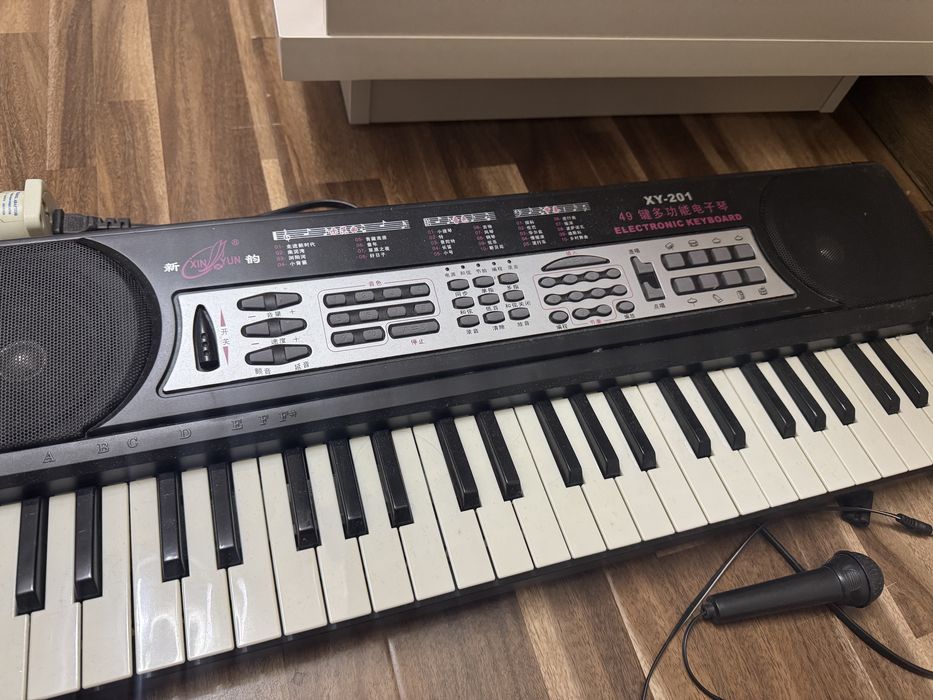 Электронная клавиатура XY-201 — 49 клавиш