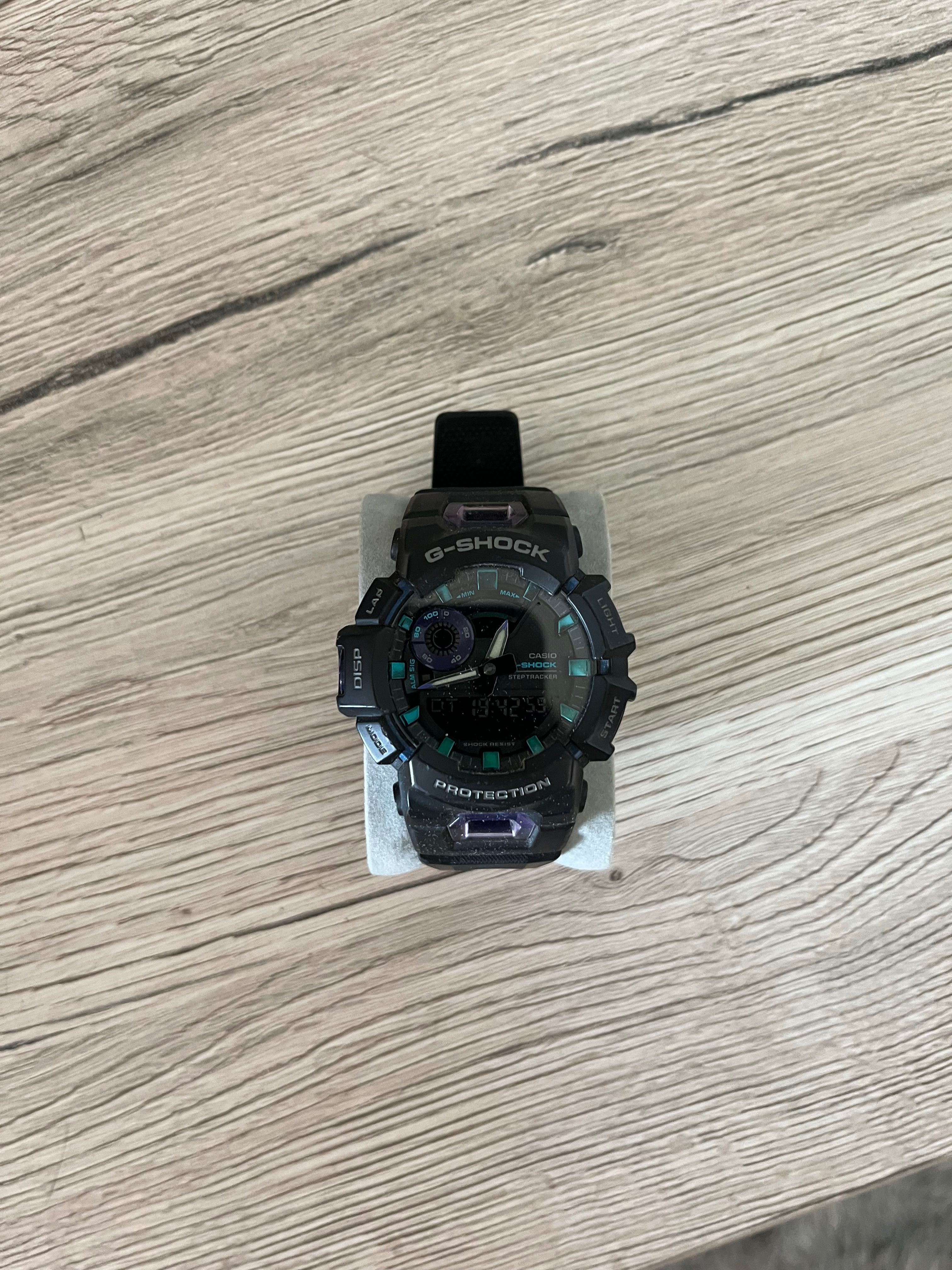 Часовник Casio gba 900 bluetooth