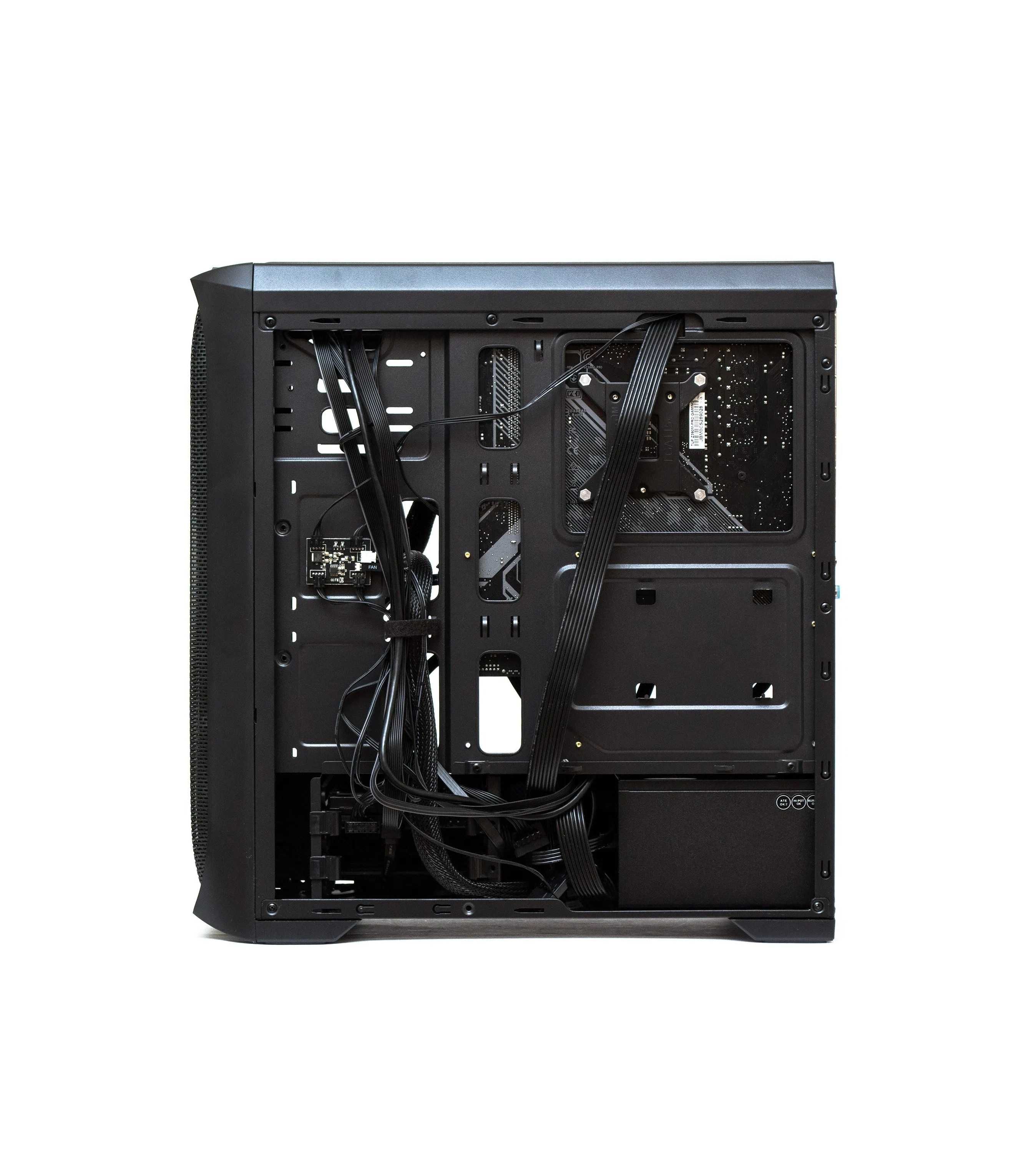 ; Корпус ZALMAN N5 MF Rgb