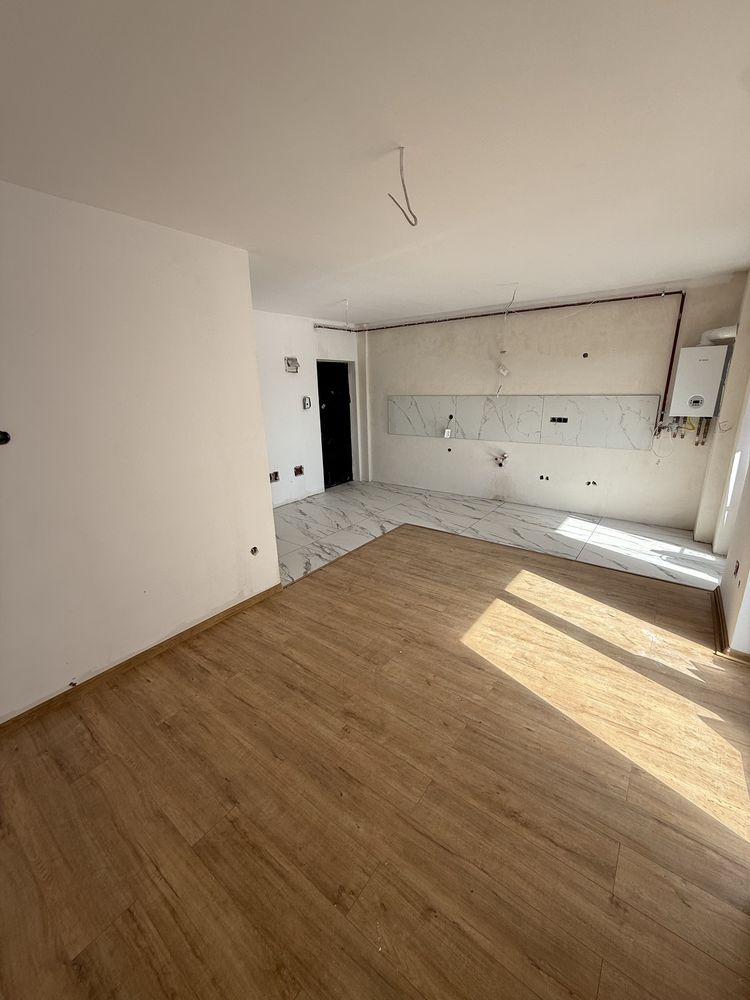 Vand apartament 3 camere Finisat in Apahida