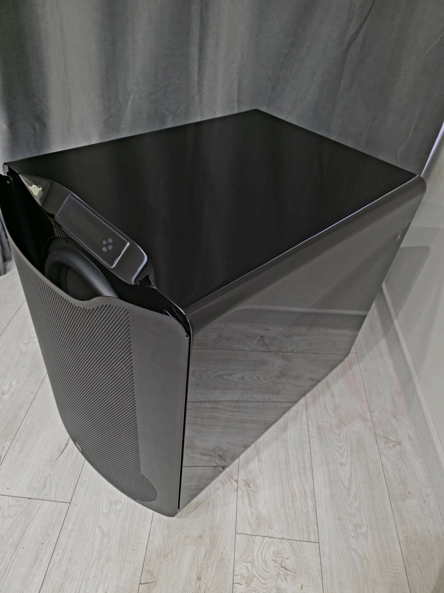 Субуфер SVS PB16 Ultra