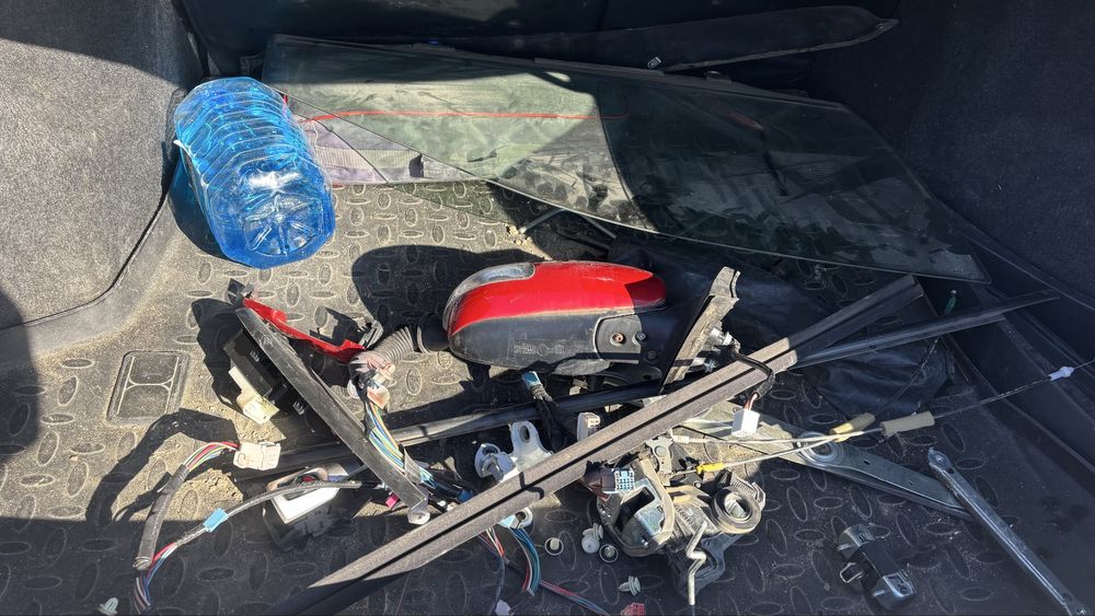 Тойота каролла он жак айнасы