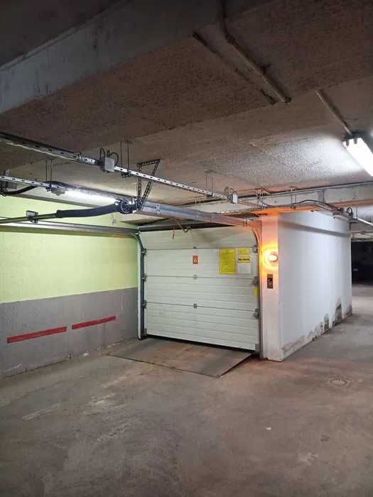 Loc de parcare in garaj subteran zona Obor Avrig Chiristigii