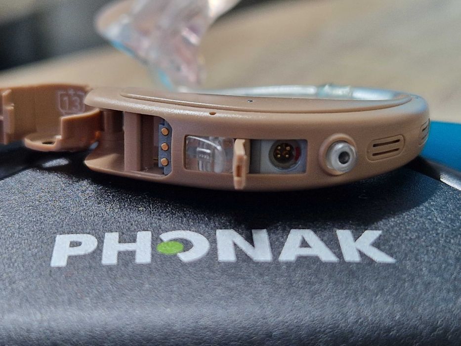 Aparat Auditiv Phonak Baseo Q15 M/ ptr urechea Stanga/ Sever/nefolosit