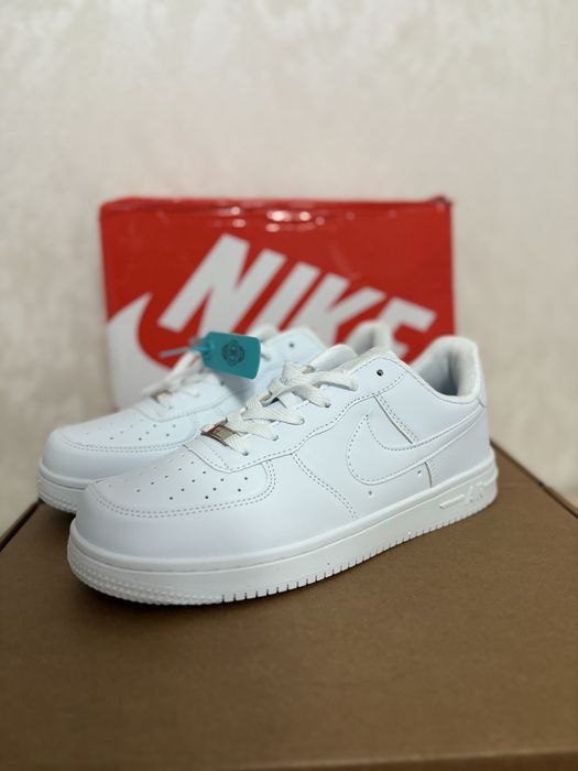 Nike Air Force White