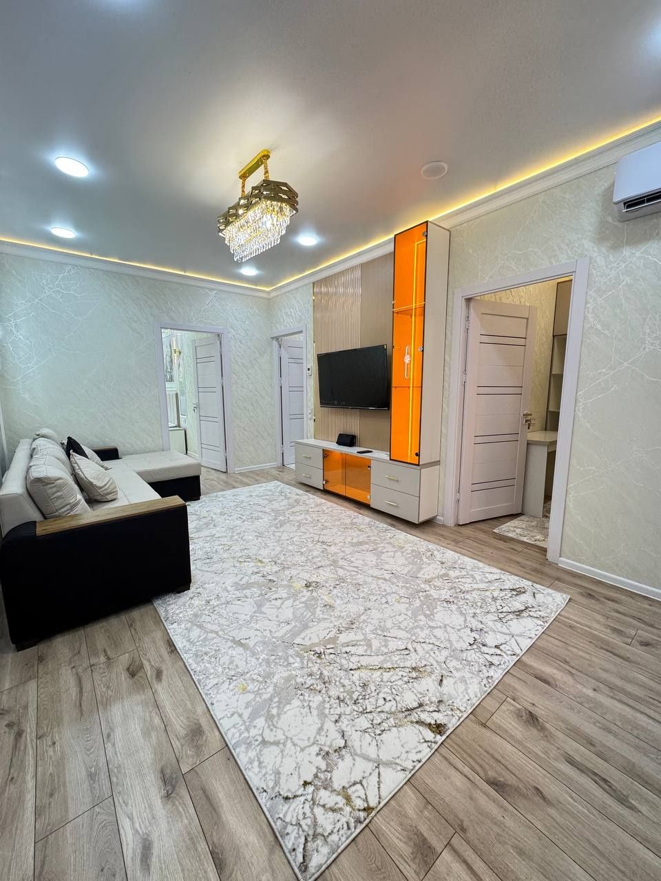 Продаётся квартира Чиланзар 11 Евроремонт 2в3/3/4 Чиланзар метро