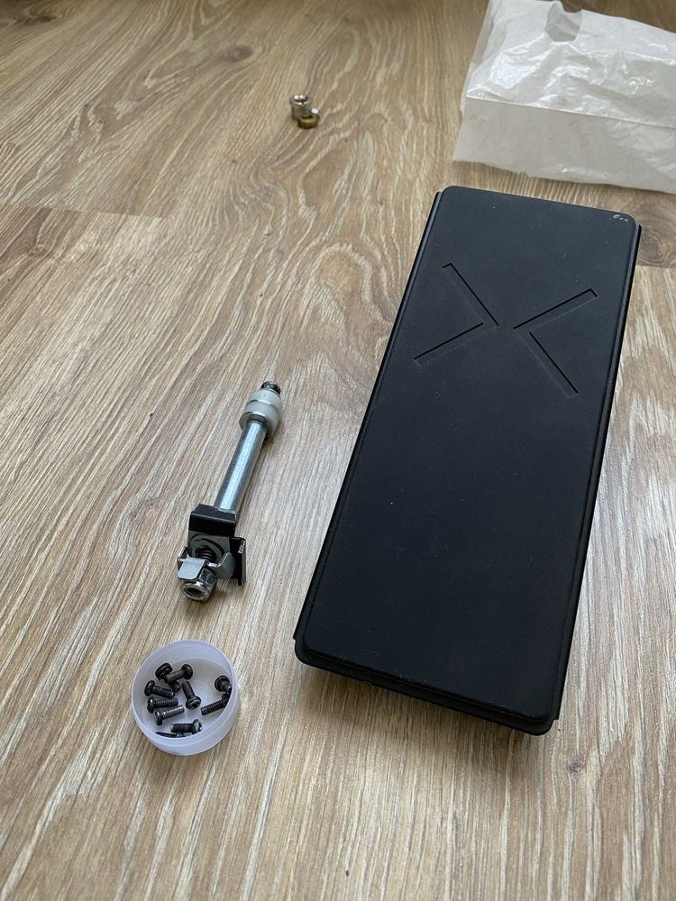 Продам гитарный процессор line6 Helix LT