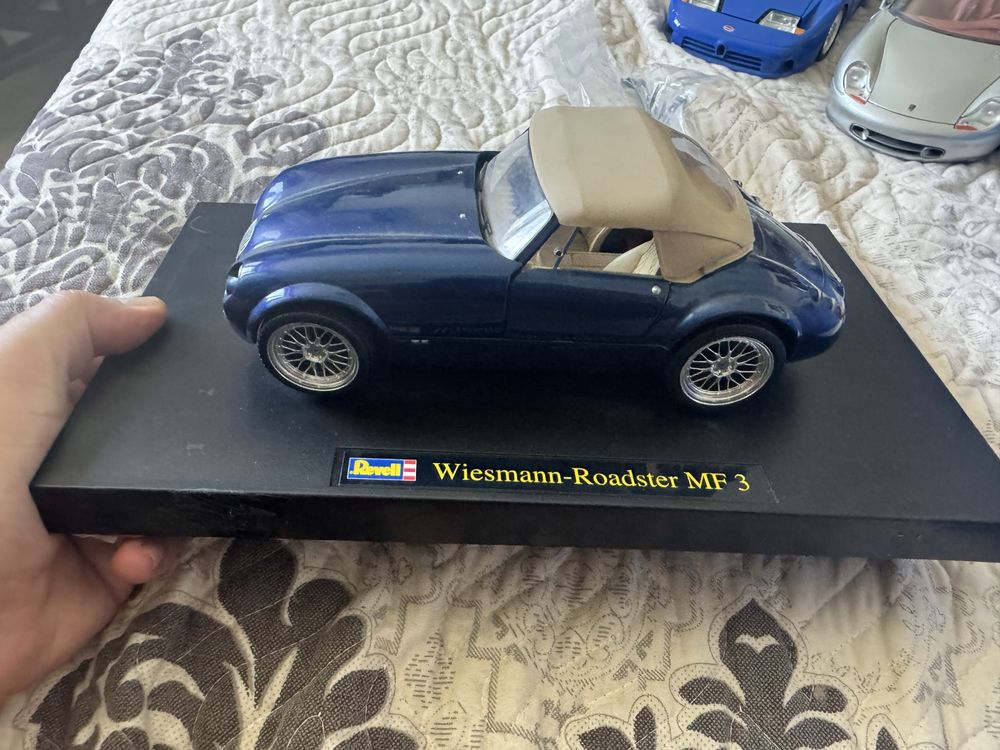 Machete auto 1:18