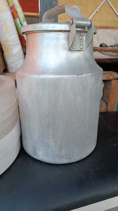 Алюминиевый бидон