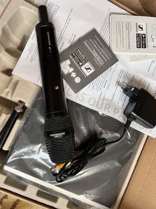 Microfon Sennheiser ew500 g4 945 Wireless la cutie