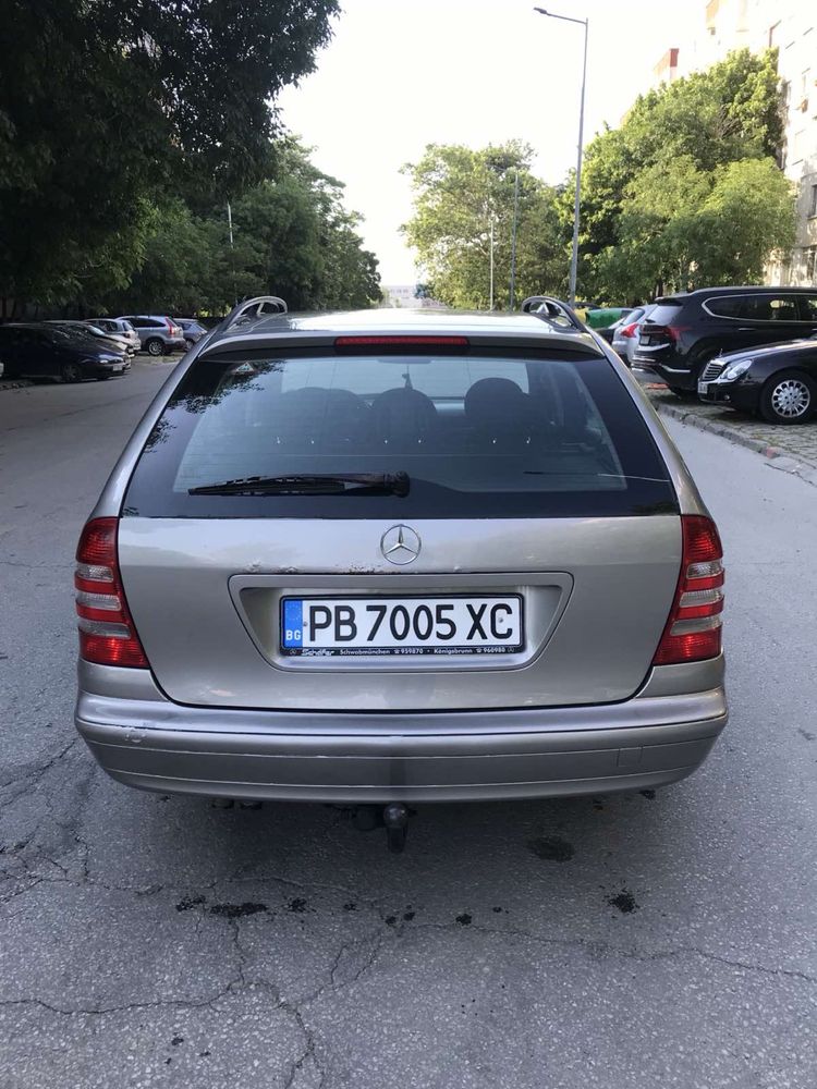 Mercedes c200 kompressor Фейслифт Газов Инжекцион