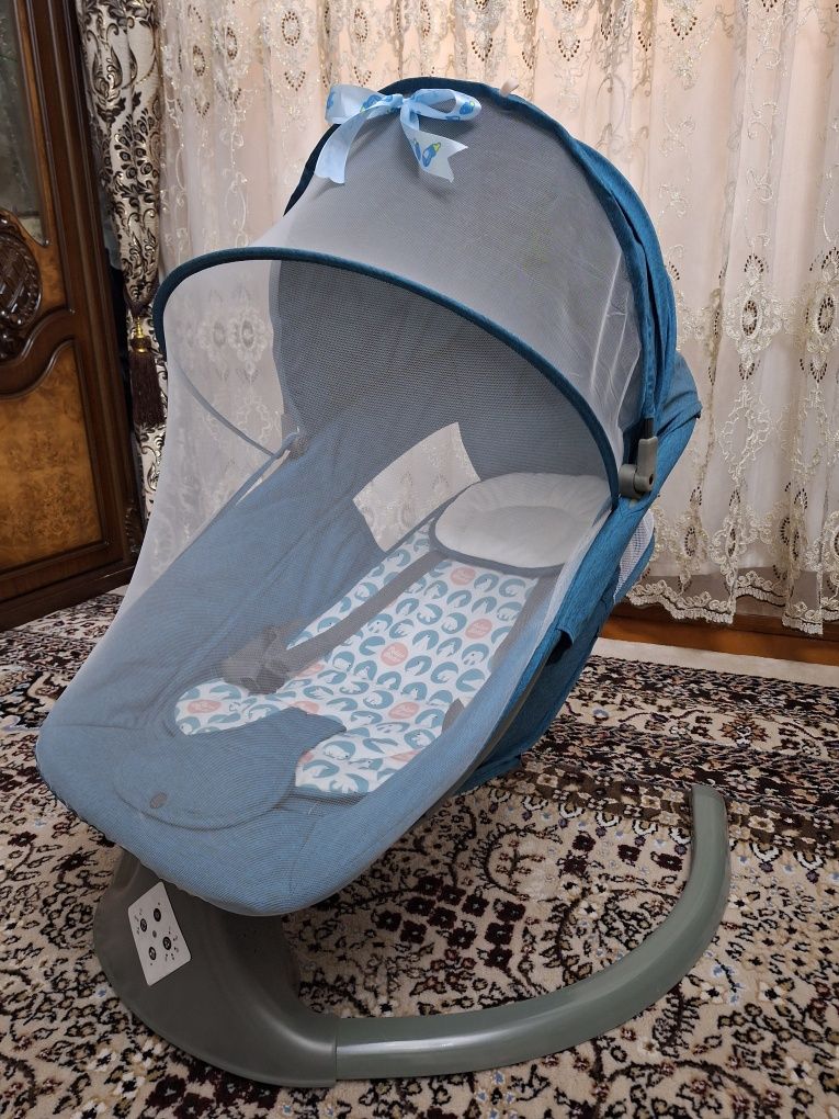 Детиский шизлон б/у