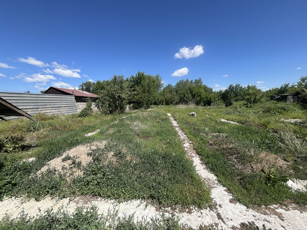 Продам времянку с земельным участком