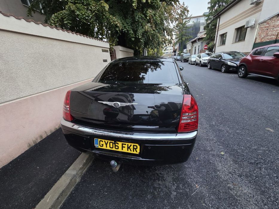 Chrysler 300C 3.0 crd V6 – An 2006, stare foarte bună!